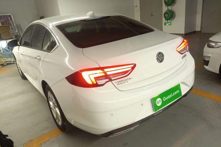 Used Buick Regal 2020 552T Elite Edition Rear Left 45 Deg