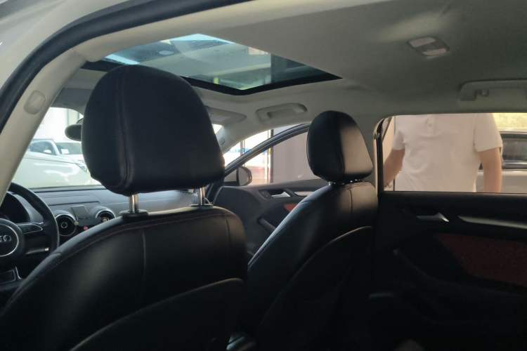 Used Audi A3 2014 Sportback 35 TFSI Automatic Style Edition Headliner