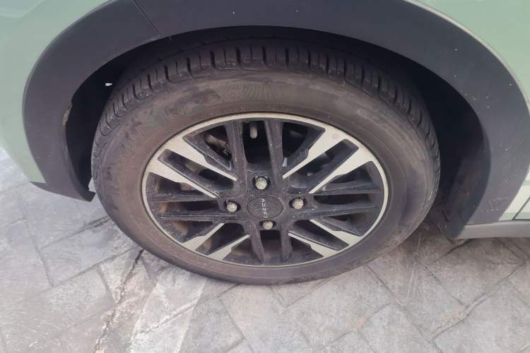 Used Chery Little Ant 2022 Sweet Pink Edition Half-Sugar Version 3-Cell Lithium 30kW 408km