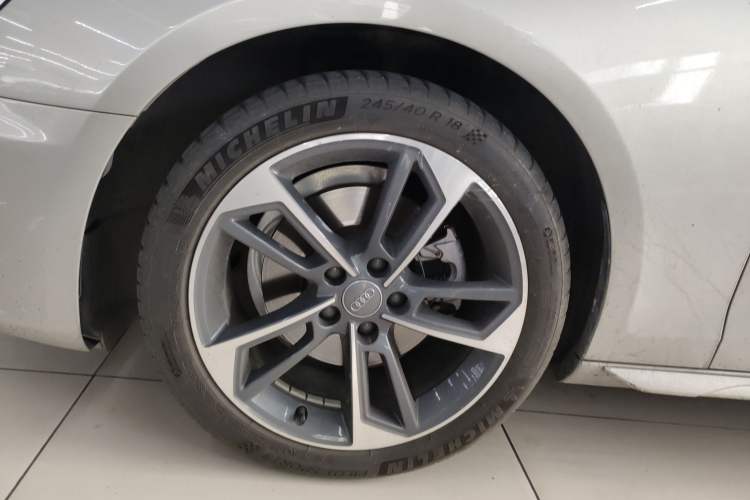 Used Audi A4L 2020 40 TFSI Fashion Dynamic Model Left Front Wheel Hub