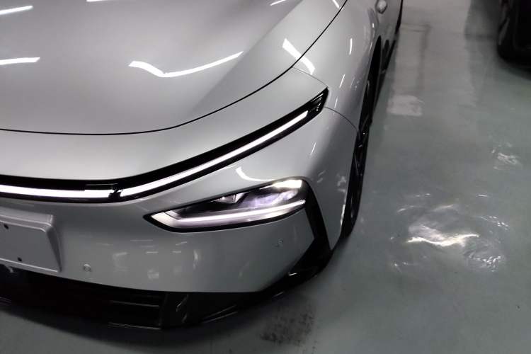 Used XPeng P7+ 2024 Long-Range Max Left Front Headlight