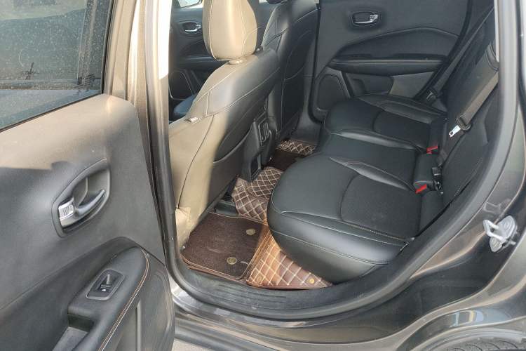 Used Jeep Compass 2017 200T Automatic Family Edition