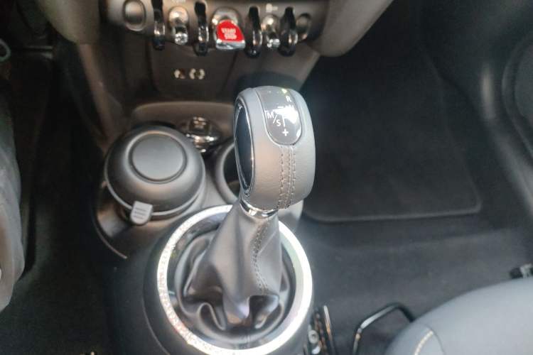 Used MINI MINI 2016 1.2T ONE Pioneer Edition
