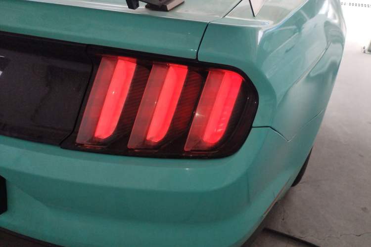 Used Ford Mustang 2017 2.3T Performance Edition Right Rear Taillight