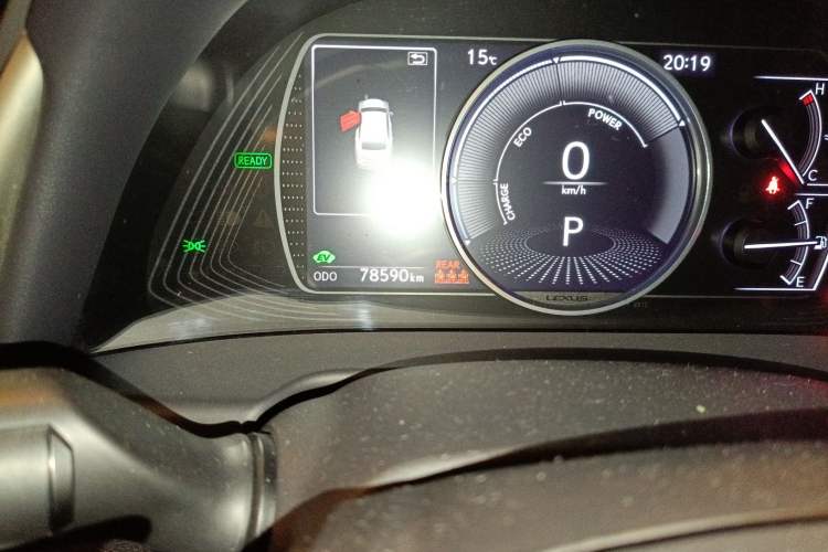 Used Lexus ES 2018 300h Premier Edition China VI Standard