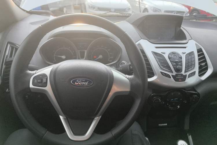 Used Ford EcoSport 2013 1.5L Manual Fashion Model