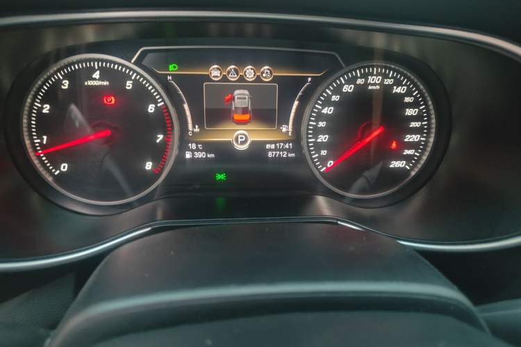 Used Hongqi H5 2022 Classic Model Facelift 1.5T DCT Qiyun Edition Odometer Close Up