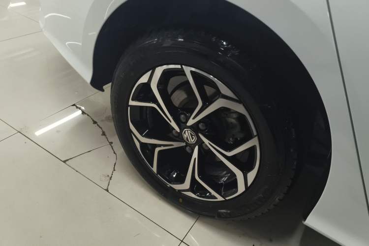 Used MG 5 2022 180 DVVT CVT Youth Style Edition Right Rear Wheel Hub