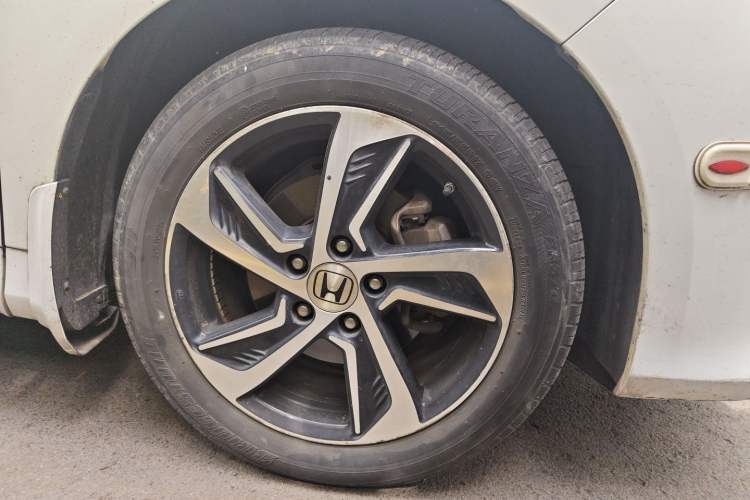 Used Honda Odyssey 2015 Updated Version 2.4L Smart Edition
