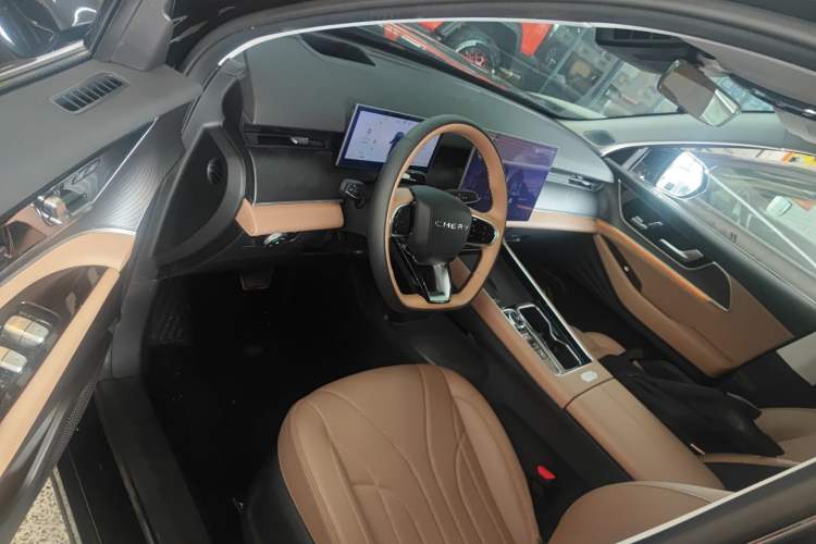 Used Chery Tiggo 8 L 2024 2.0T Two-Wheel Drive Prestige Version 5 Seats