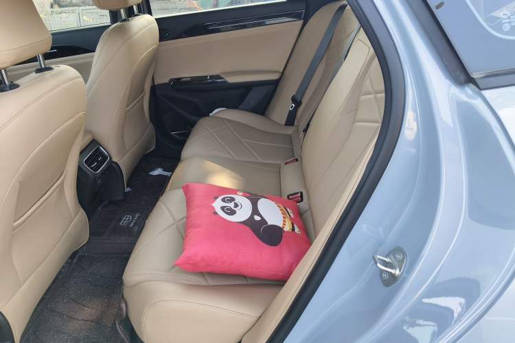 Used Geely Galaxy L6 2023 60km PLUS