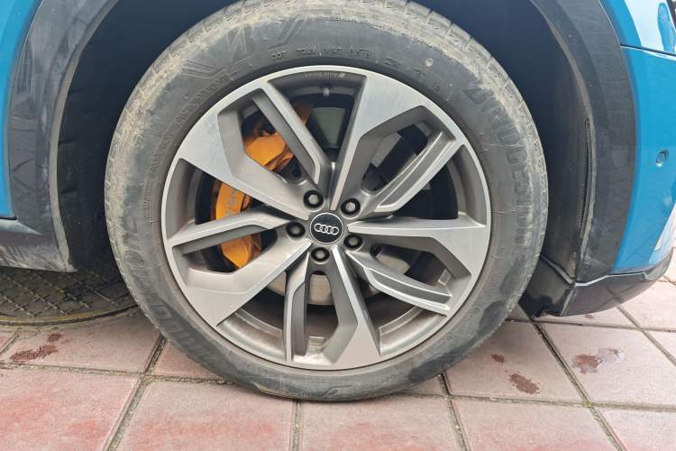 Used Audi e-tron 2019 55 quattro Global Limited Edition Edition 1
