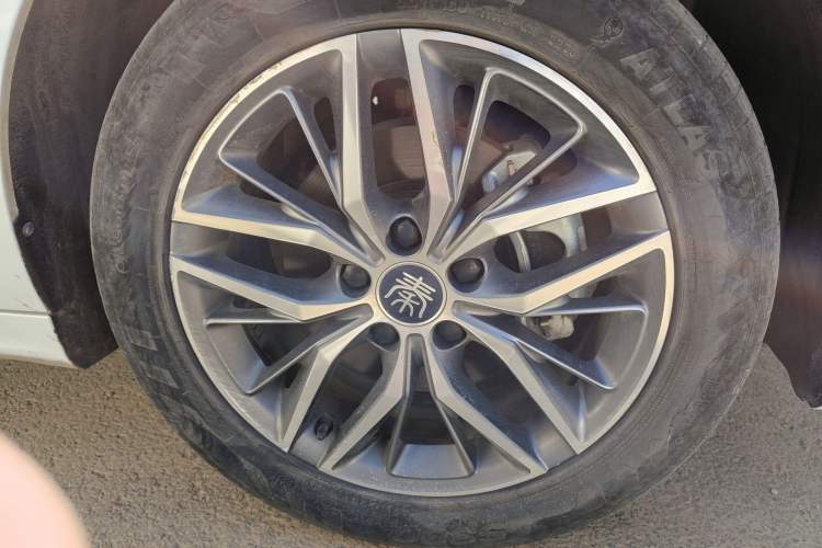 Used BYD Qin PLUS 2023 Champion Edition DM-i 120KM Leading Model
