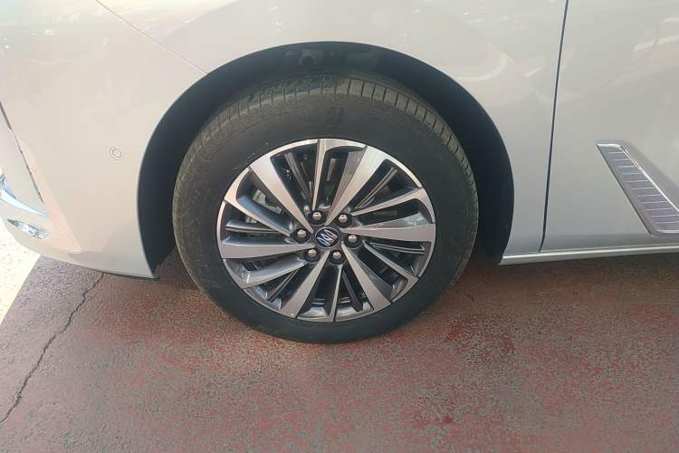 Used Buick GL8 New Energy 2026 Model Lu Zun Luxury Edition
