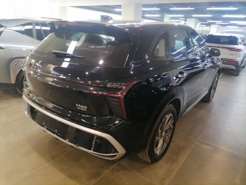 Hongqi HS3 PHEV 2025 Model 117km Jingwei Edition — снимка 6