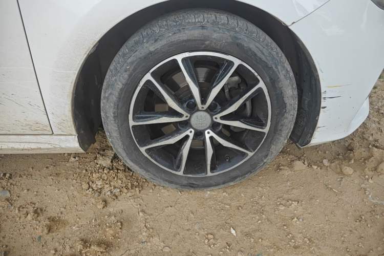 Used BYD Song MAX 2018 1.5T Automatic Smart Connect Flagship Model 6 Seats
