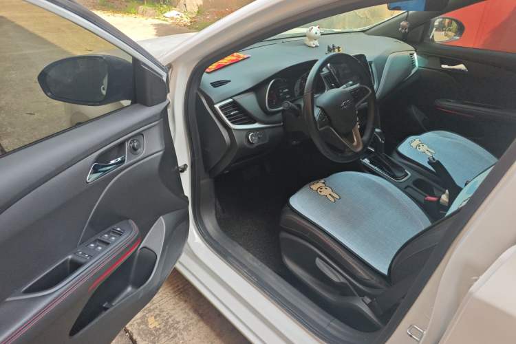 Used Chevrolet Monza 2019 RS 330T Automatic Comfort Edition China VI Standard Driver Seat