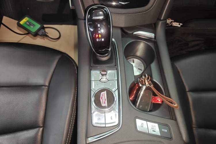 Used Cadillac XT6 2021 28T Six-Seater Luxury Sporty Enjoy-the-Comfort Safety Edition