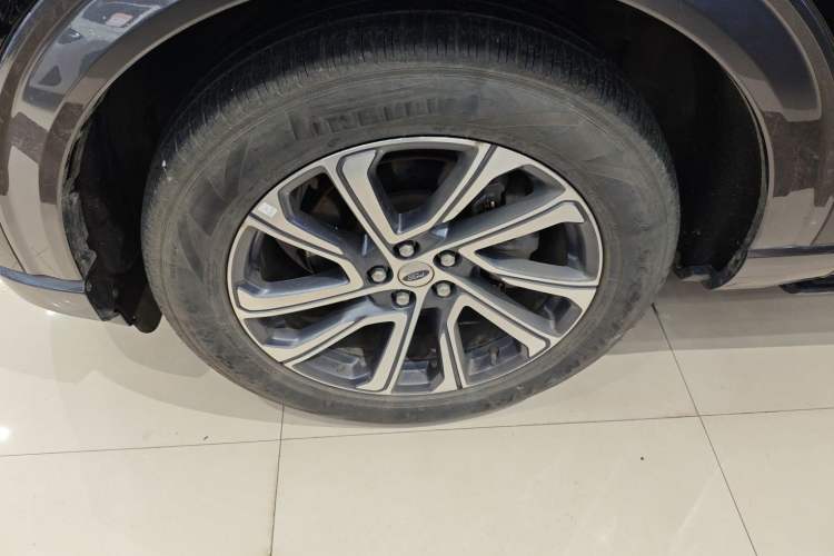 Used Ford Explorer 2023 EcoBoost 285 Four-Wheel Drive Stylish Plus Version 7 Seats