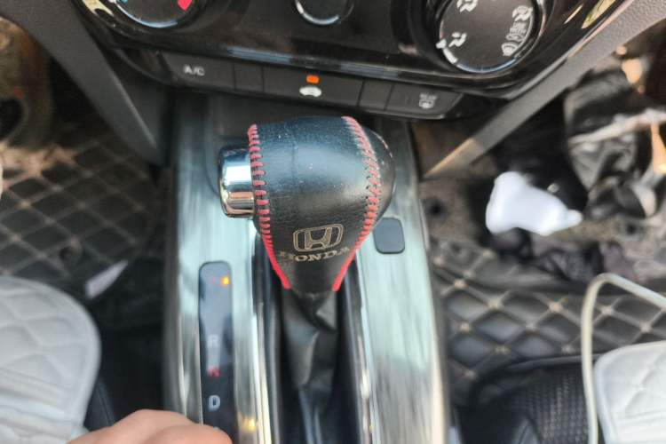 Used Honda XR-V 2015 1.8L EXi CVT Comfort Version Gear Lever