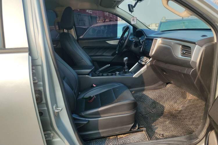 Used Great Wall Poer 2019 2.0T Commercial Version Manual Diesel 4x4 Elite Long-Box GW4D20M
