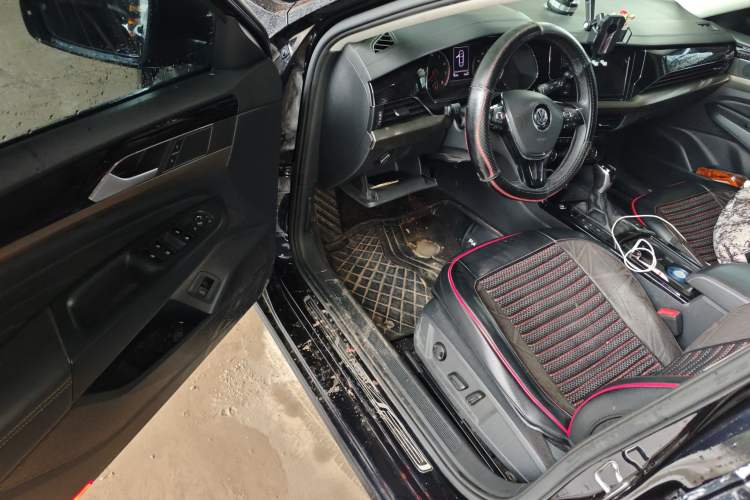 Used Volkswagen Passat 2019 330TSI Elite Edition China VI