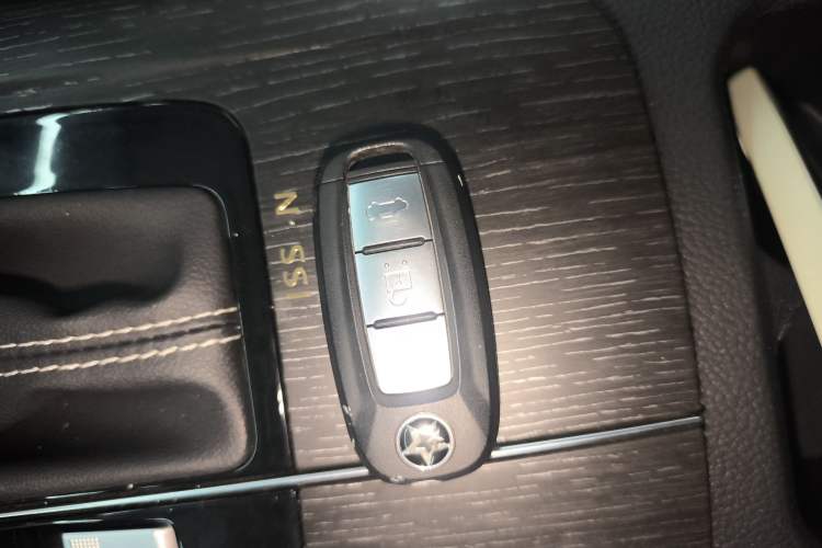 Used Venucia D60 2021 PLUS 1.6L XL CVT Yue Ling Edition Vehicle Key