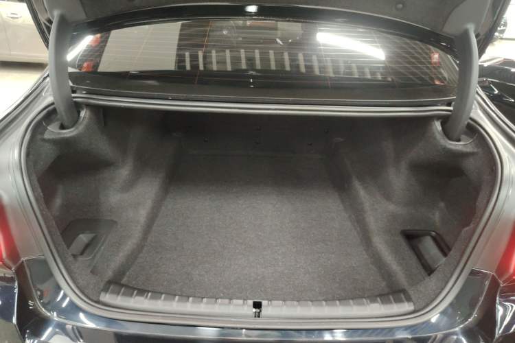 Used BMW 5 Series 2022 Restyled 525Li M Sport Package