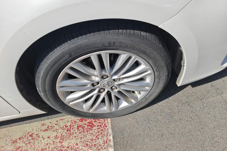 Used Lexus ES 2015 250 Elegant Edition
