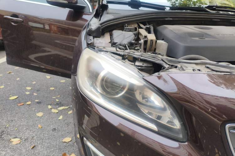 Used Volvo S60 2017 S60L T3 Smart Upgrade Edition Right Front Headlight