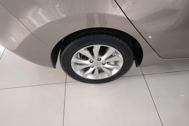 Used Hyundai Elantra (5th Generation / Langdong) 2016 1.6L Automatic Smart Version
