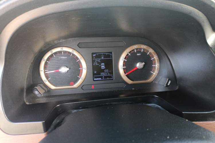 Used FORTHING Lingzhi 2021 M5L 2.0L Utility Model