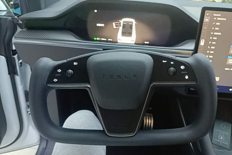 Used Tesla Model X 2023 Three-Motor All-Wheel-Drive Plaid Version