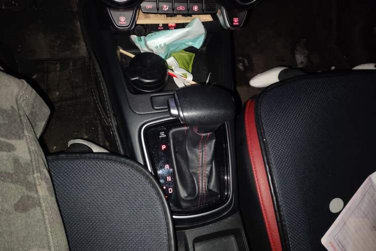 Used Kia KX Cross 2018 1.6L Automatic Dynamic Sunroof Version
