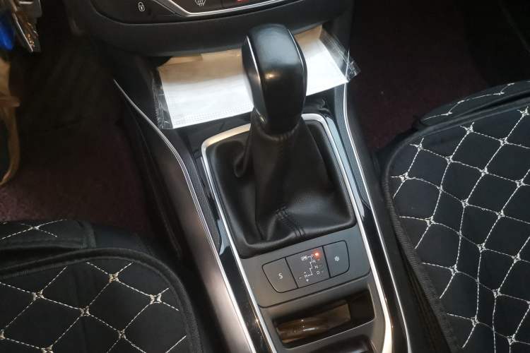 Used Peugeot 408 2014 1.8L Automatic Luxury Edition