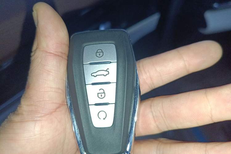 Used Geely Auto Monjaro L 2024 2.0TD High-Power Automatic Two-Wheel Drive Yunqi Version