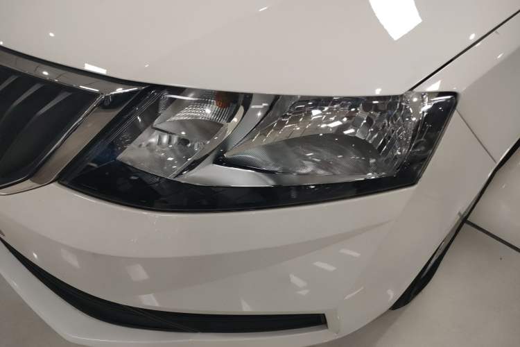 Used Skoda Rapid 2019 1.5L Automatic Standard Edition