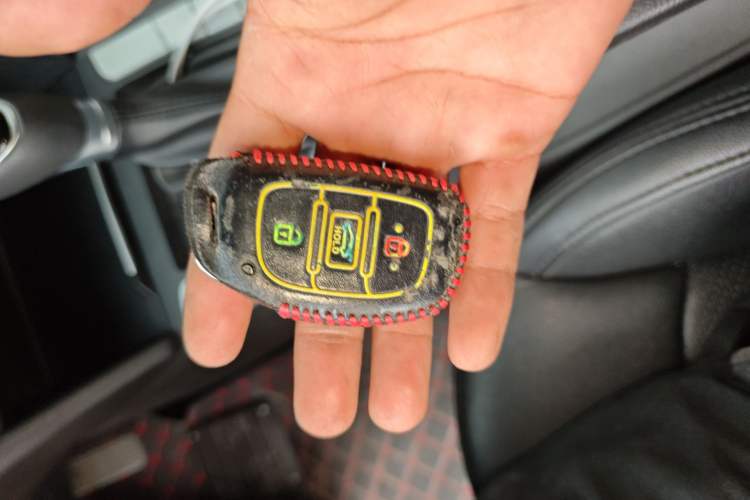 Used Hyundai Elantra (6th Generation / Lingdong) 2016 1.6L Automatic ZhiXuan – Elite Version
