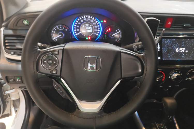 Used Honda Crider 2016 1.8L CVT Luxury Edition

