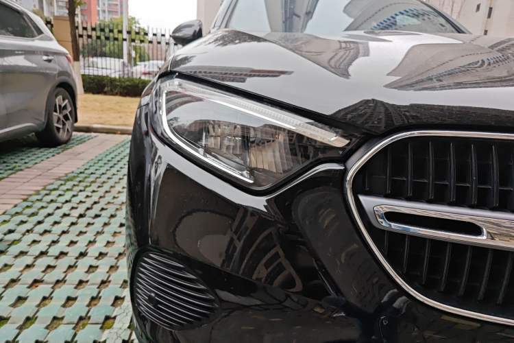 Used Mercedes-Benz GLC 2024 GLC 260 L 4MATIC Dynamic Edition 5-seater