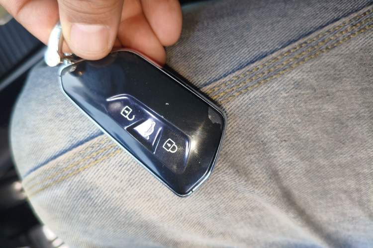 Used Volkswagen ID.6 CROZZ 2022 Long-Range PRO Edition
