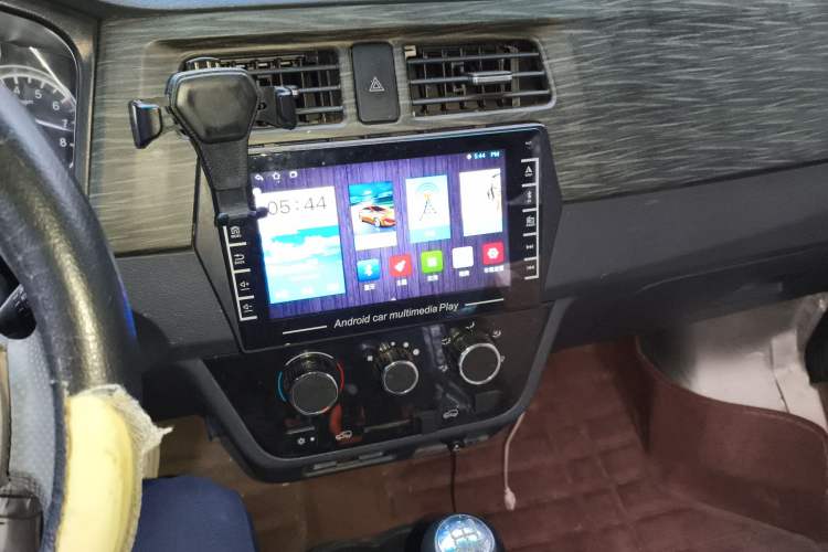 Used Jinbei Hiace X30 2020 1.5L Super-Comfortable Version China VI Standard SWC15M