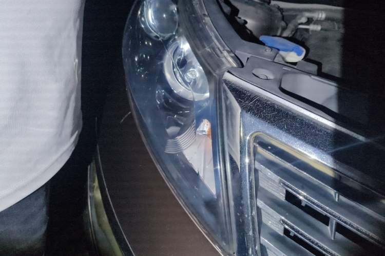 Used Kia Sportage R 2014 2.0L Automatic Two-Wheel Drive GL Right Front Headlight