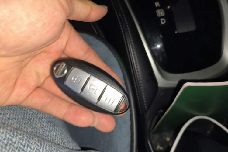 Used Nissan X-Trail 2015 2.0L CVT Comfort MAX Edition 2WD