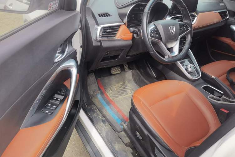 Used Baojun 510 2017 1.5L Automatic Luxury Model Driver Seat