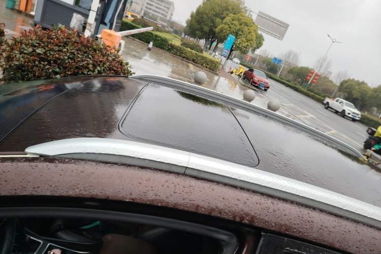 Used Geely Auto Emgrand 2017 Hatchback RS Million Edition 1.5L CVT Upward Version