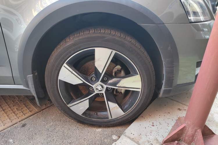 Used Skoda Octavia 2018 Station Wagon TSI280 DSG Luxury Edition