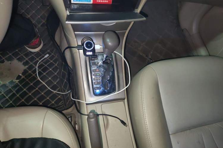 Used Toyota Corolla EX 2011 1.6L Automatic Luxury Edition Gear Lever