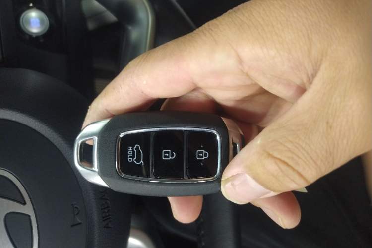 Used Hyundai ix35 2023 Musso 2.0L Flagship Edition TOP