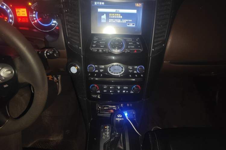 Used Infiniti FX 2011 FX35 Standard Edition Audio And AC Panel